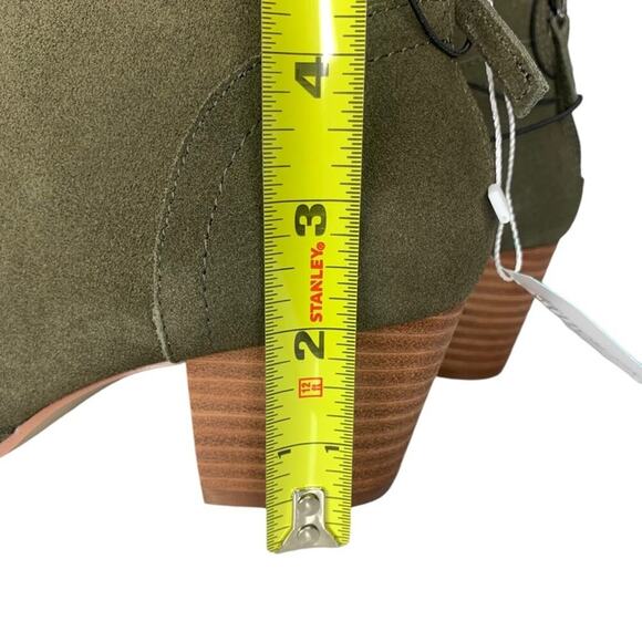 Violet & Red NWT Cupid Suede Boots Olive Green Back Zipper Size 8.5 - Picture 9 of 10